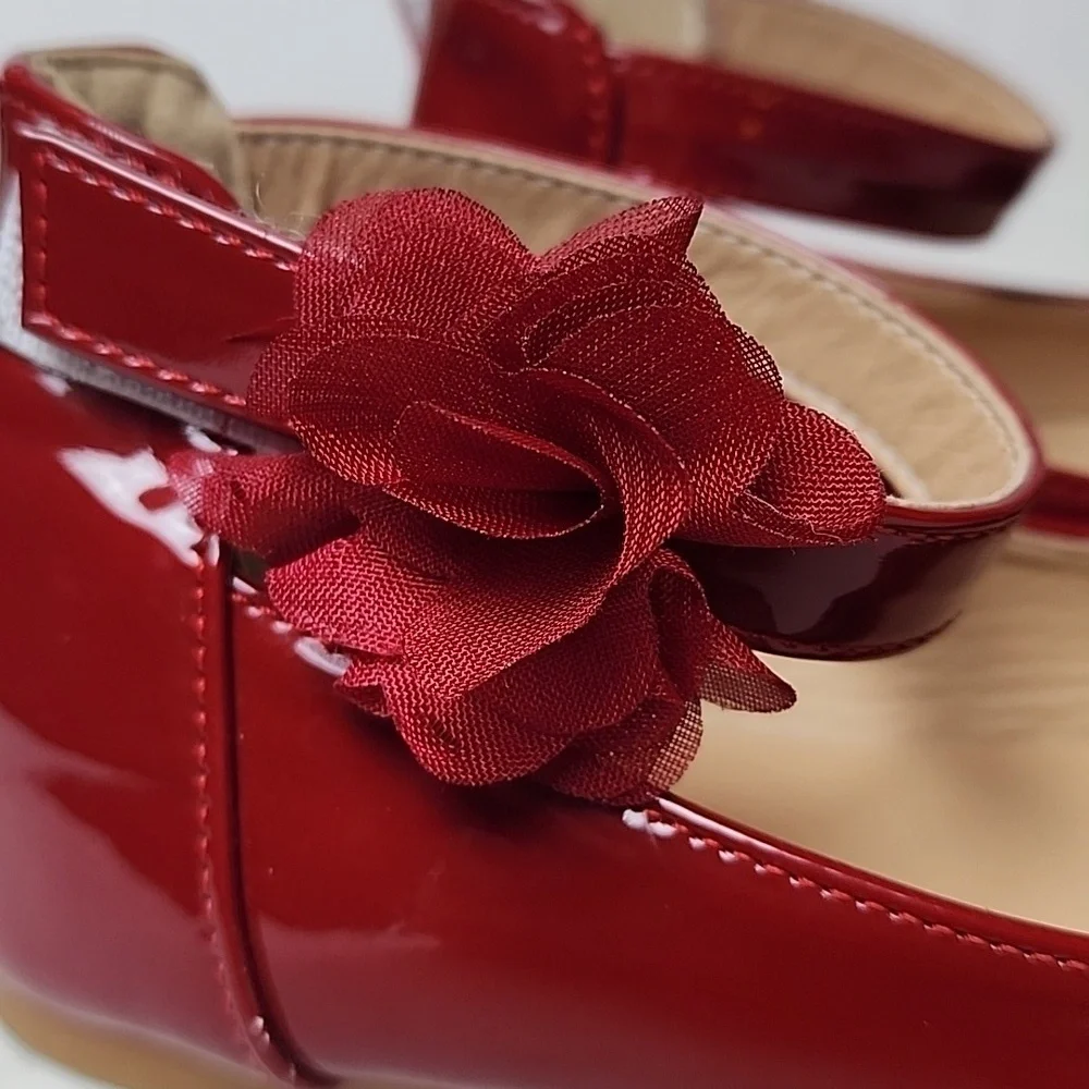 Youth Red Patent Leather Shoes with Flower Accent Size 1